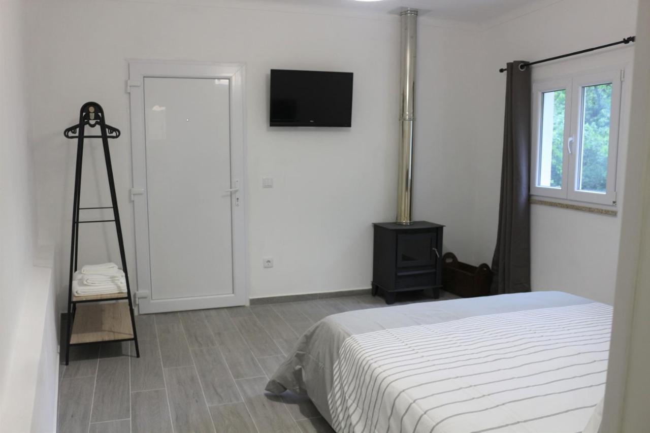 Appartamento Casinhas Da Lu Geres Esterno foto